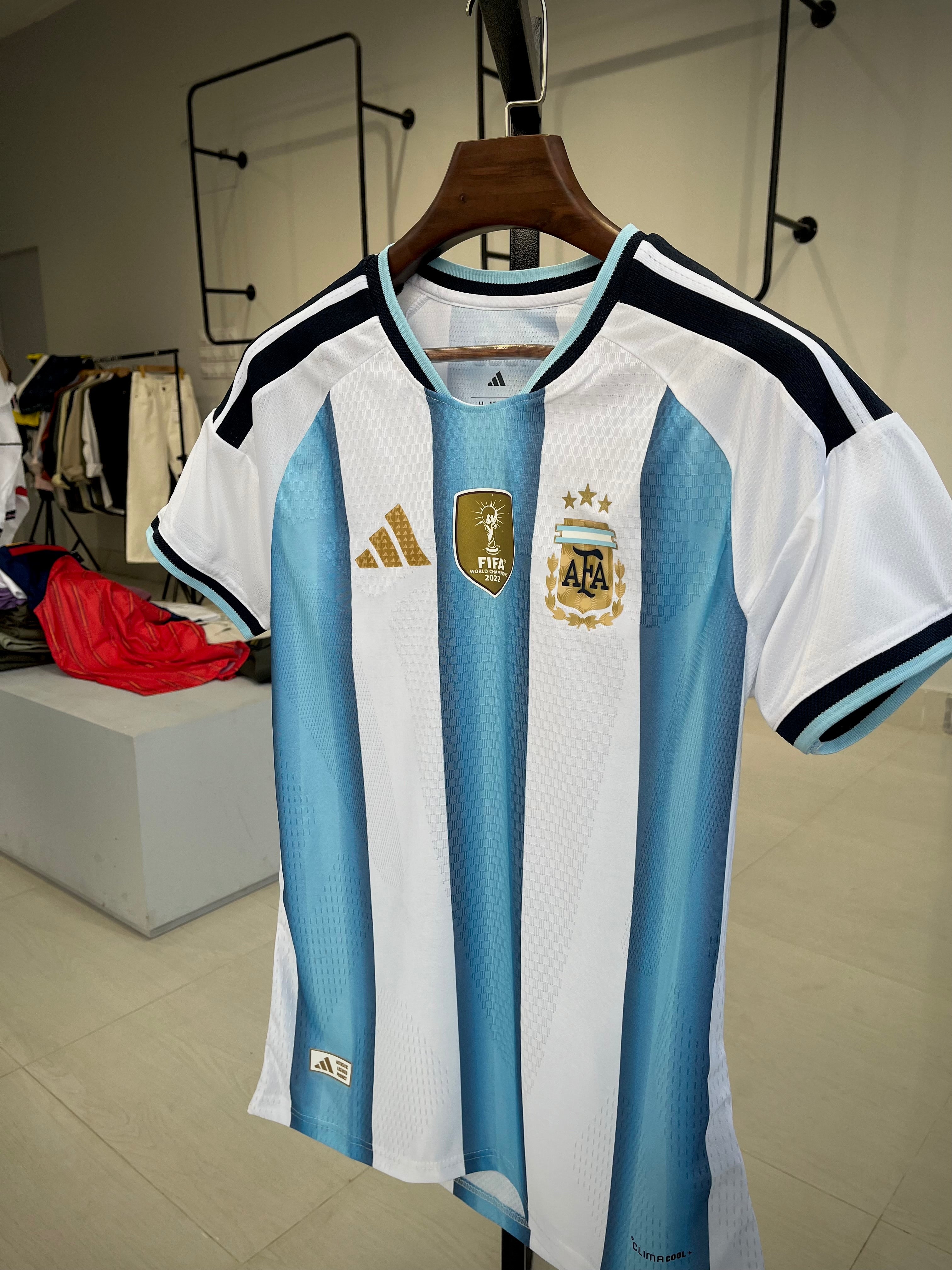 Argentina Home