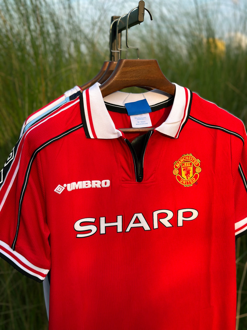 Manchester United Retro Kit - 02/03