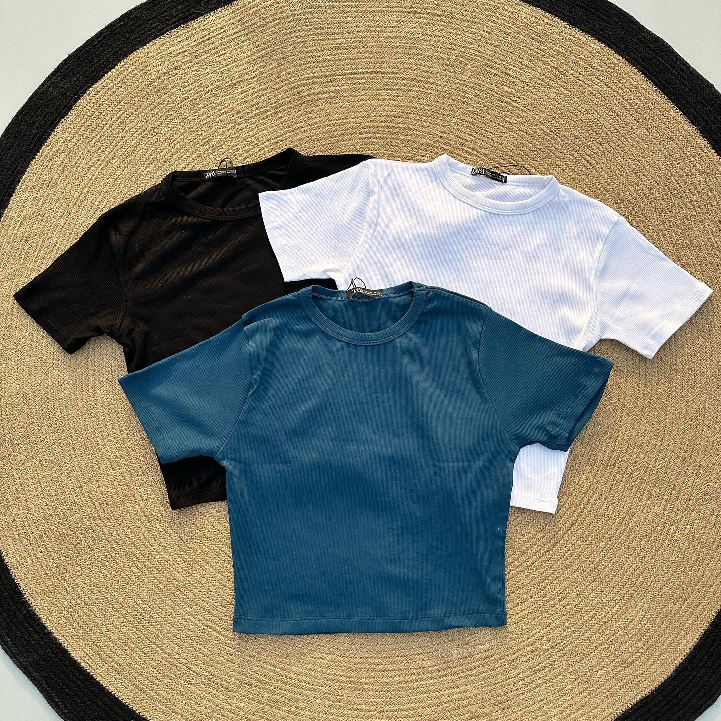 Basic Semi Crop Top