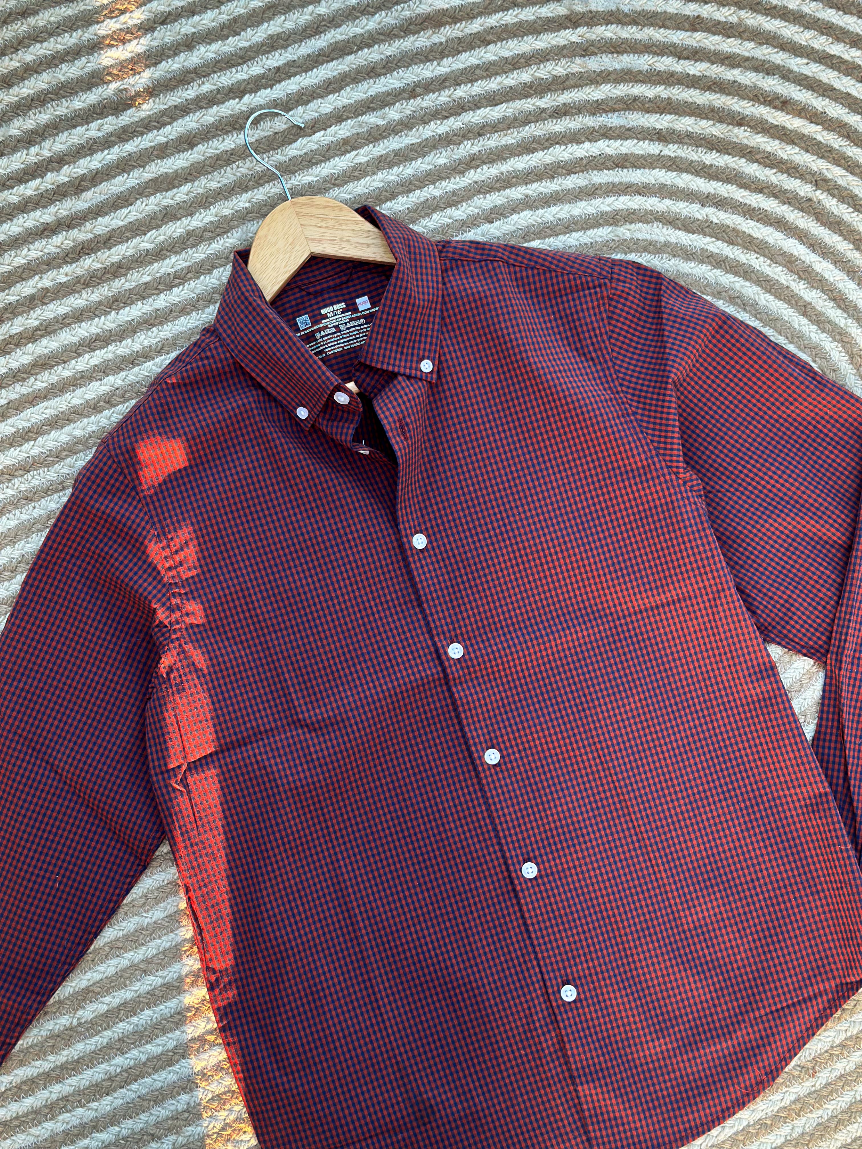 Hugo-boss red stripe