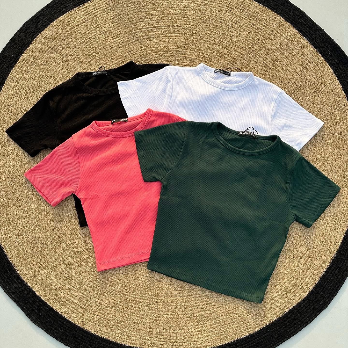 Basic Semi Crop Top