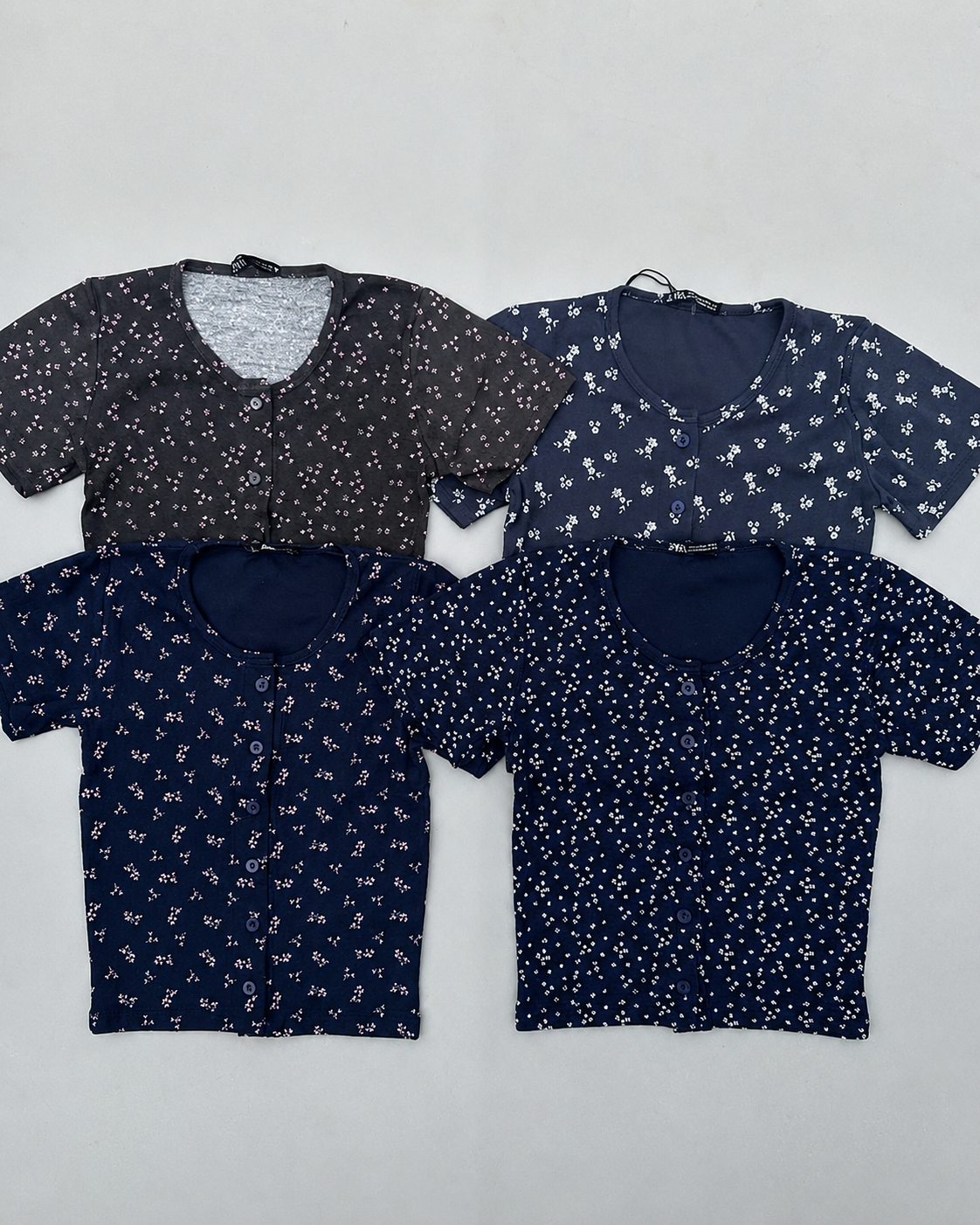 Floral Patterned Crew Neck Tops